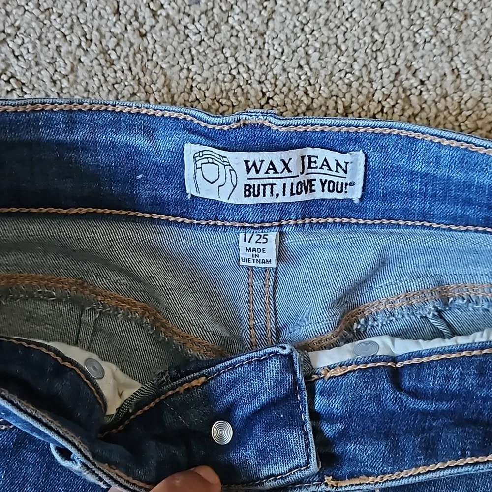Wax Jean Distressed Skinny 1 (25) - Picture 2 of 5